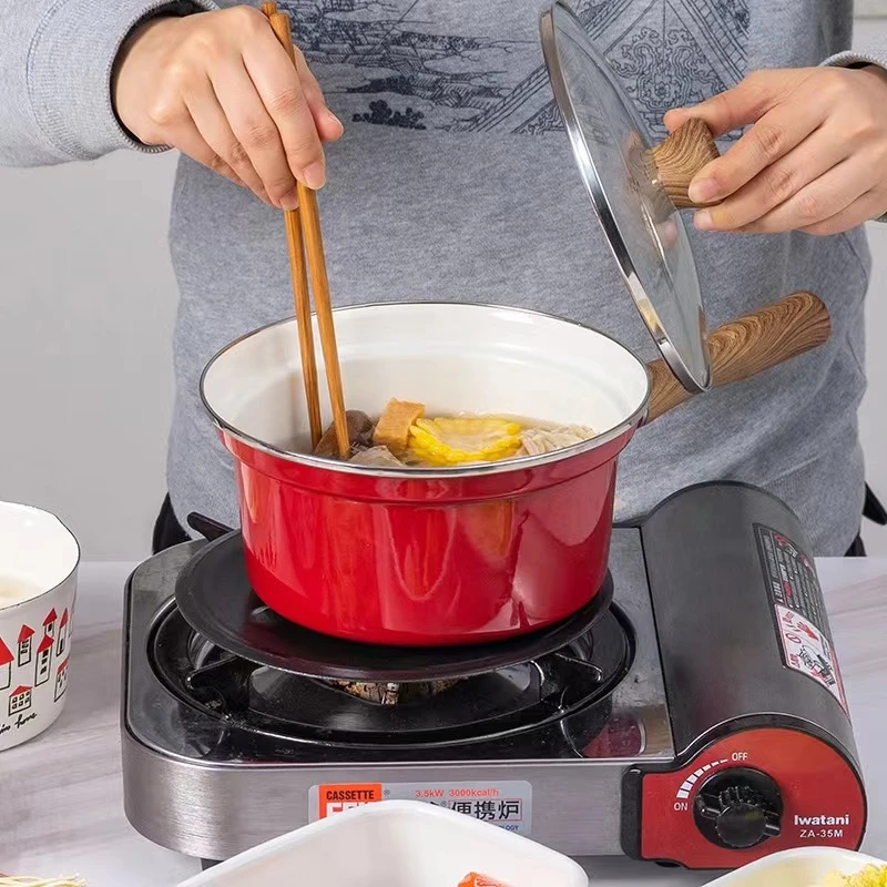 【迪拉生活用品店推荐】搪瓷玻璃盖木制把手大容量奶锅