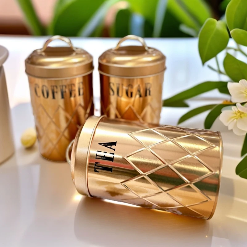 【迪拉生活用品店推荐】新疆包邮福利款家用创意网红金色带盖茶盐罐