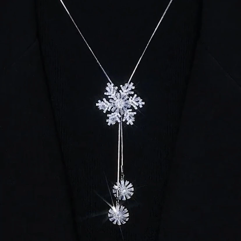 钛钢项链 旋转雪花毛衣链新款火爆款时尚大方显档次网红饰品