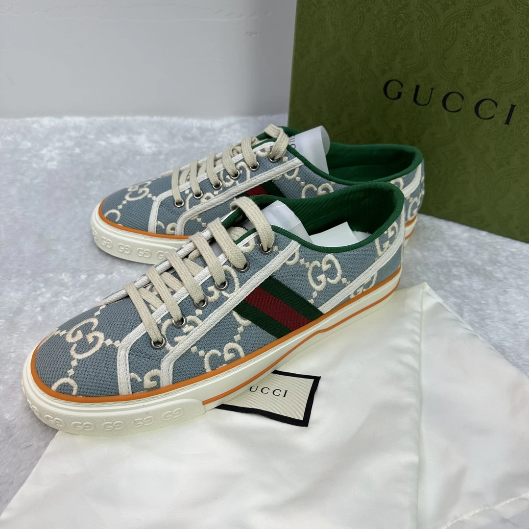 全新未使用 GUCCI/古驰 古驰1977浅蓝色牛仔帆布低帮板鞋/全新