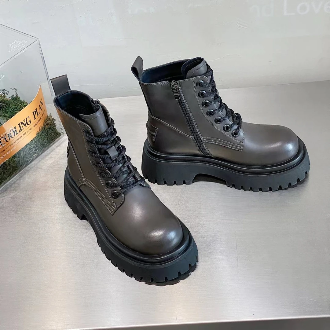 短筒防水台马丁靴女鞋漆皮靴子修面皮高帮女士时尚休闲百搭真皮