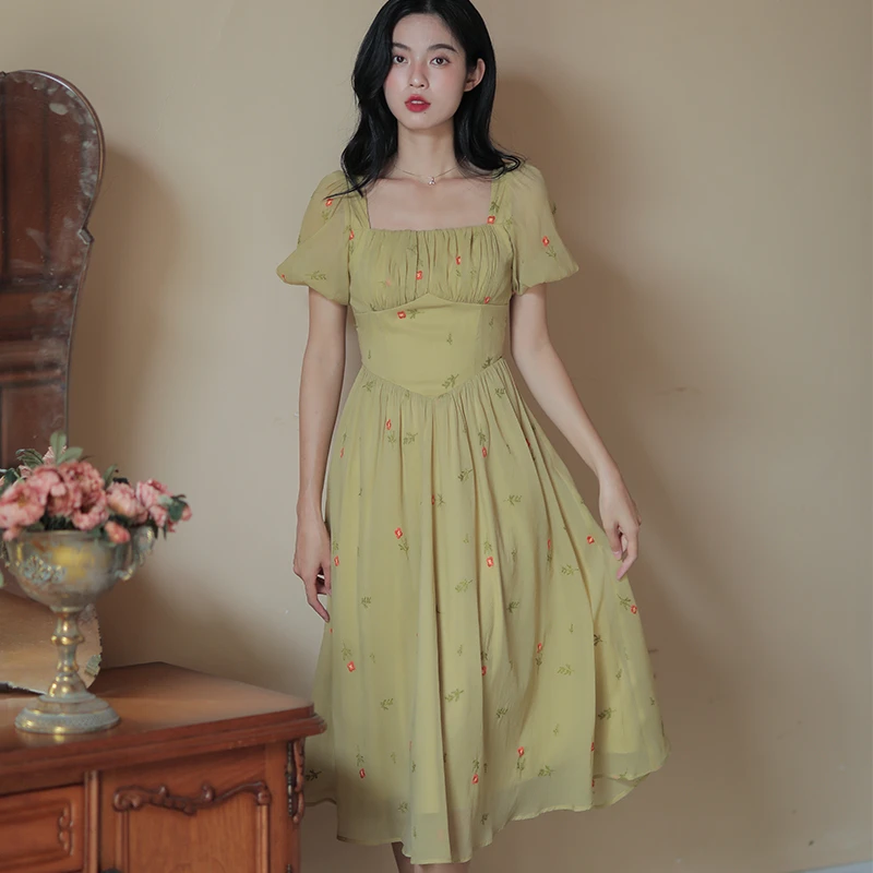 绿色裙子女夏季2025新款法式连衣裙气质