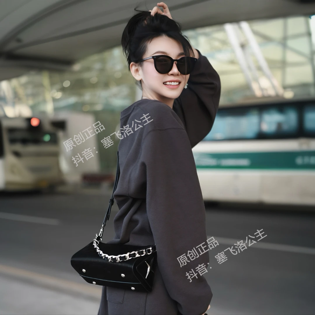 【CEFIRO · CiCi】经典百搭女士休闲单肩斜跨包包 WGG-1WA822-1101