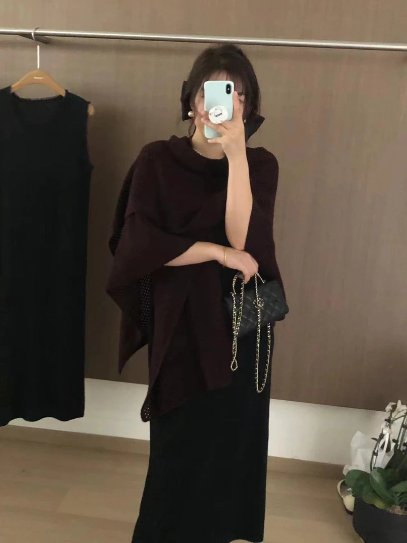 22151慵懒纯色针织开衫女春秋毛衣外搭镂空围巾两用披风