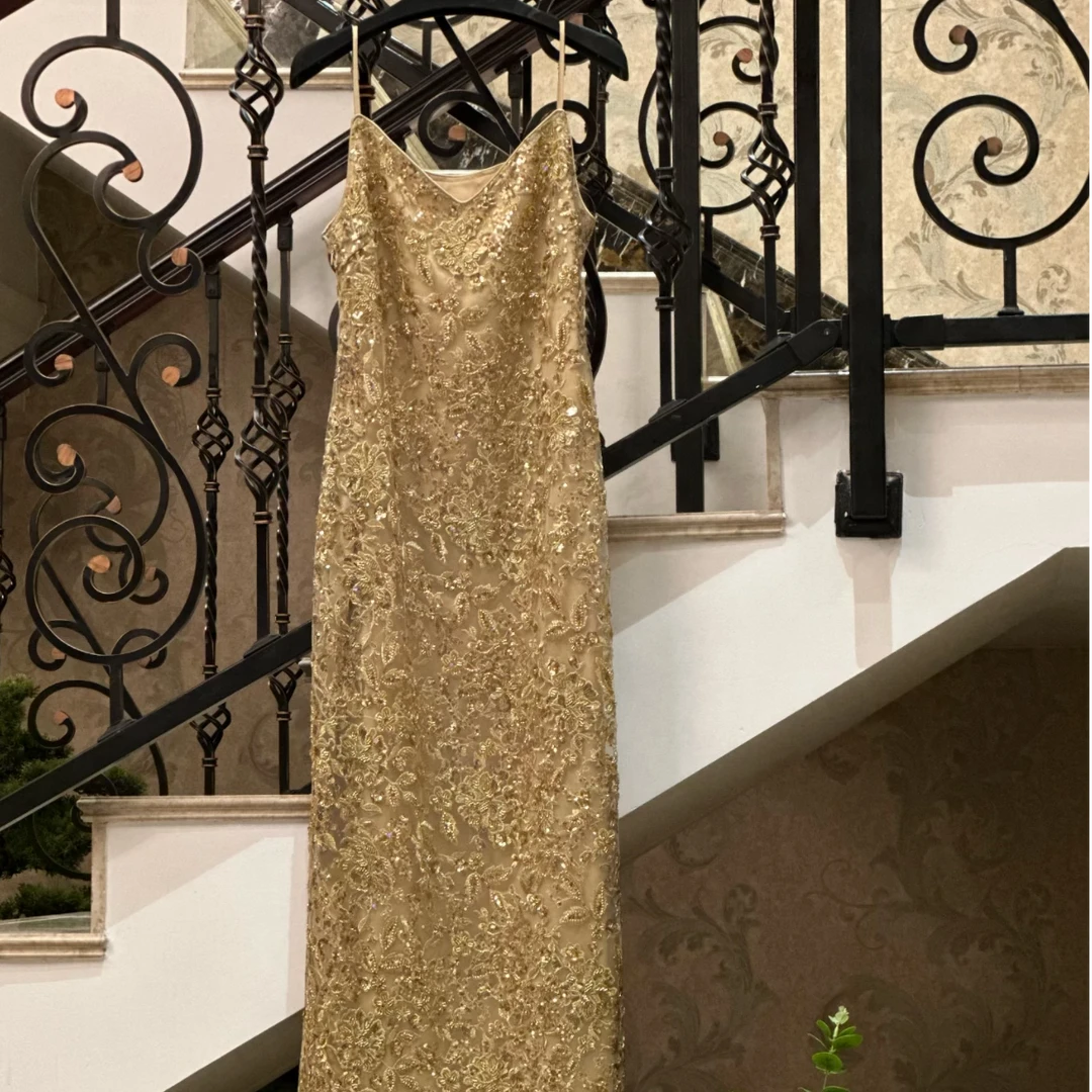 BABY ANNE【Rish Asians】系列奢华贵气金吊带连衣裙大小个PD241033