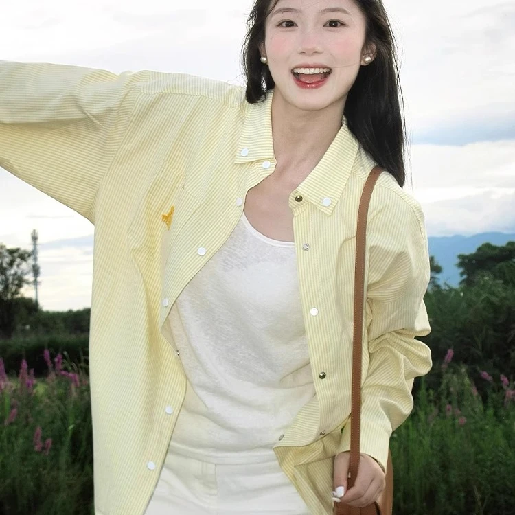 国潮小狗刺绣黄色条纹衬衫外套女春秋新款法式设计感小众气质上衣