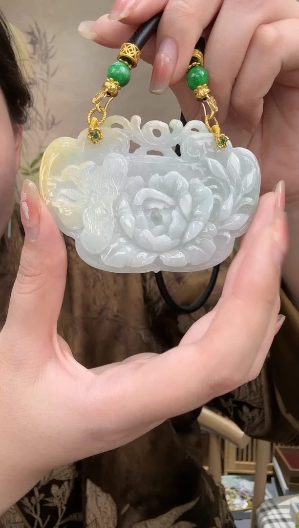 【闪购商品】翡翠颈饰未镶嵌吊坠