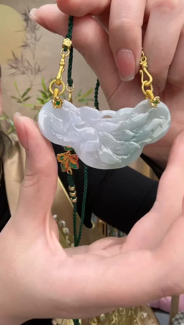 【闪购商品】翡翠颈饰未镶嵌吊坠