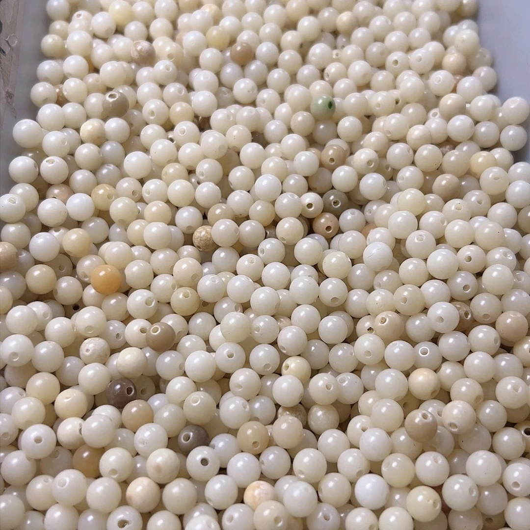 白玉菩提吊坠瑕疵卡8白圆100颗➕100颗