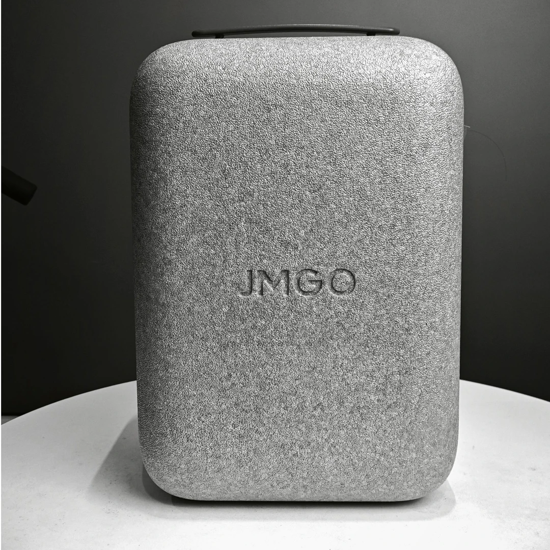 坚果投影仪收纳箱