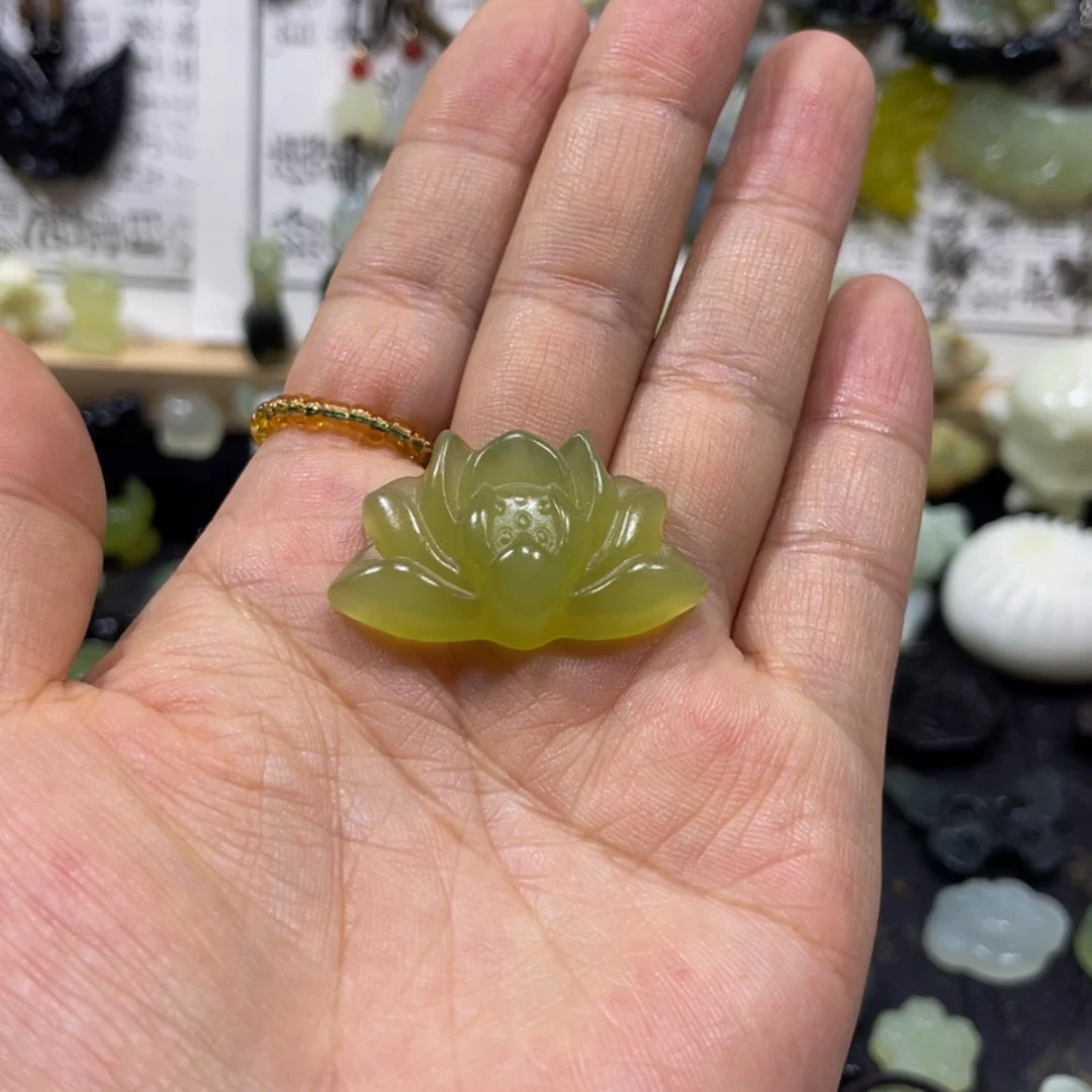 【闪购商品】蛇纹石玉颈饰未镶嵌50