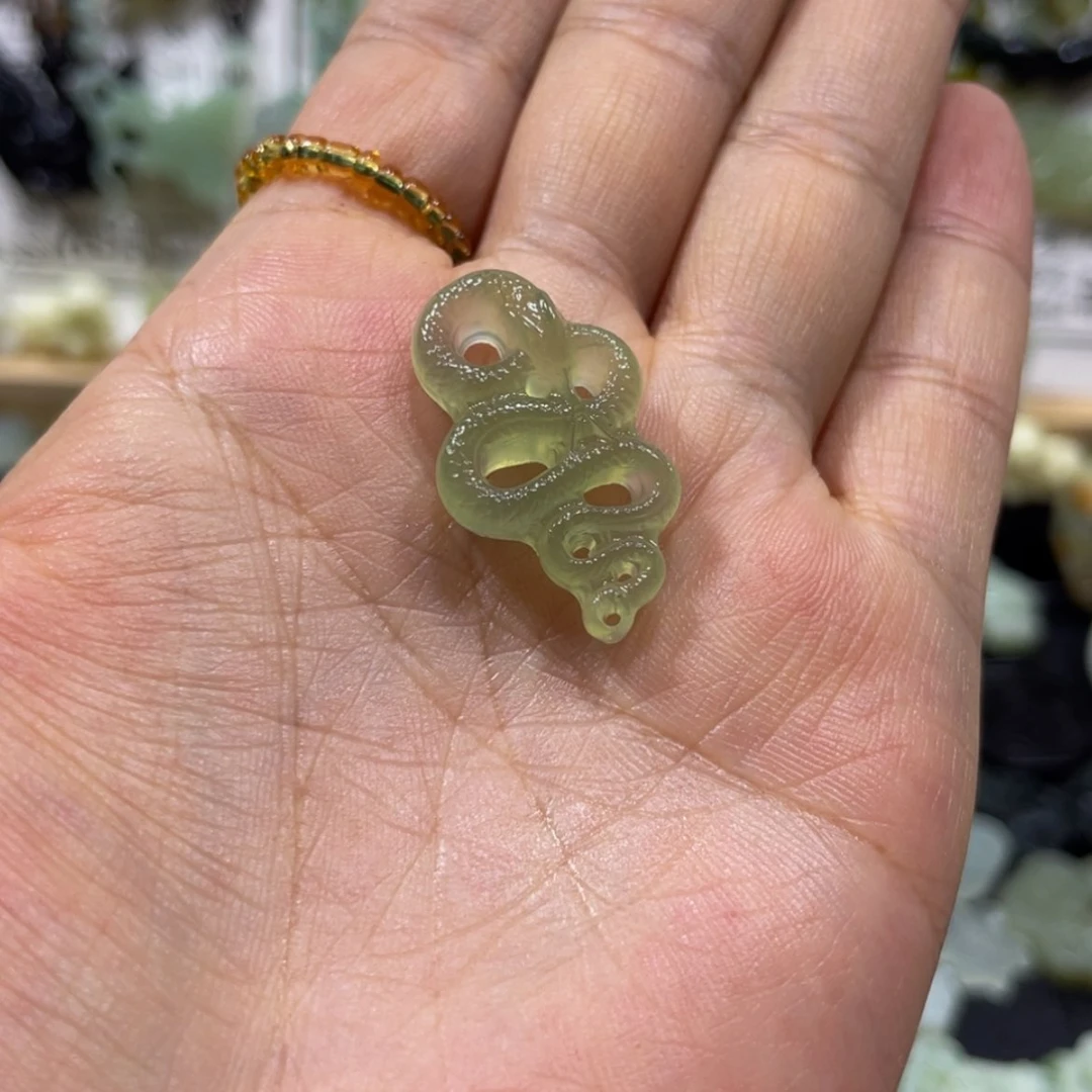【闪购商品】蛇纹石玉颈饰未镶嵌43