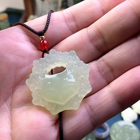 蛇纹石玉珠宝奇石未镶嵌