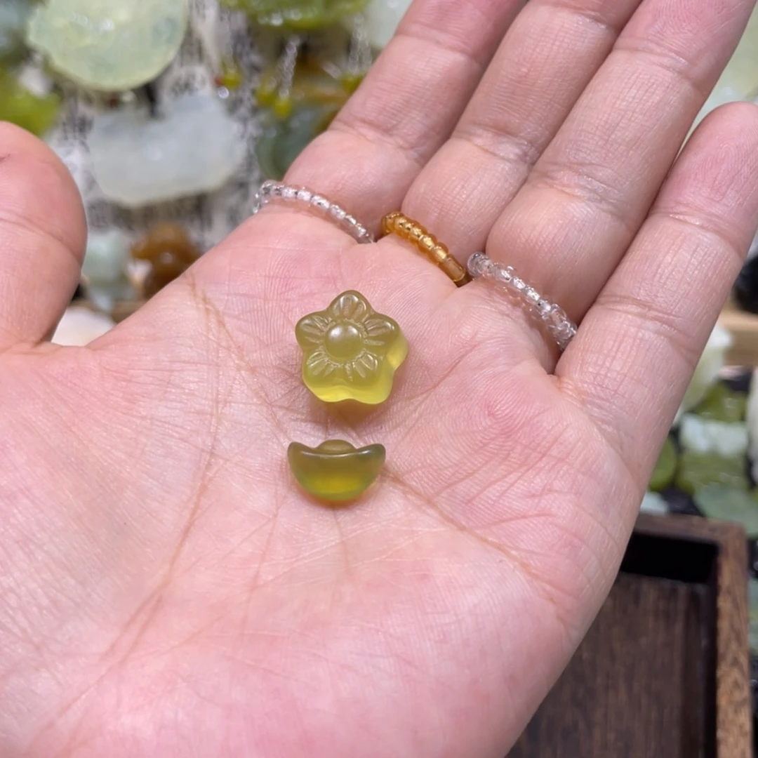 【闪购商品】岫玉颈饰未镶嵌阿*77通孔