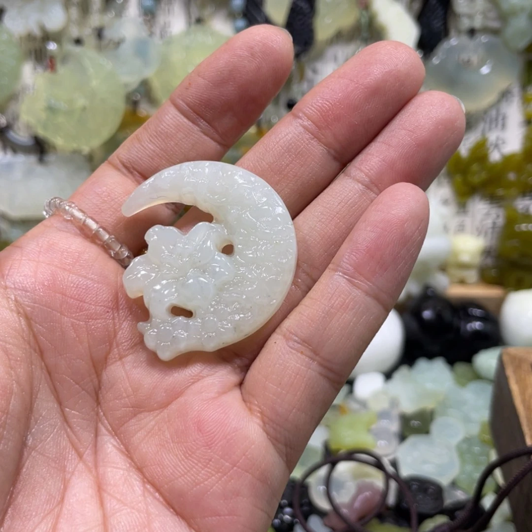 【闪购商品】蛇纹石玉颈饰未镶嵌星*133