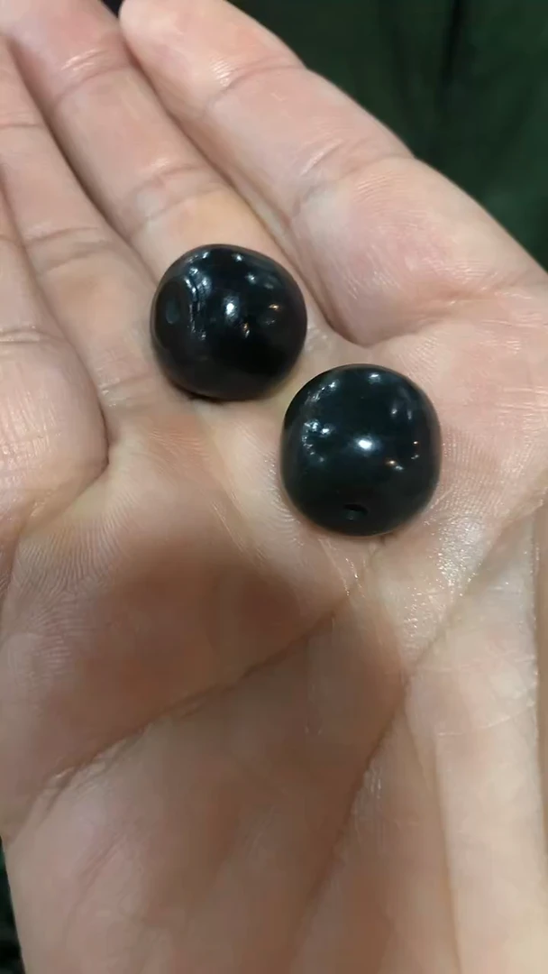 【闪购商品】和田玉挂件未镶嵌和田玉青老型玉珠子