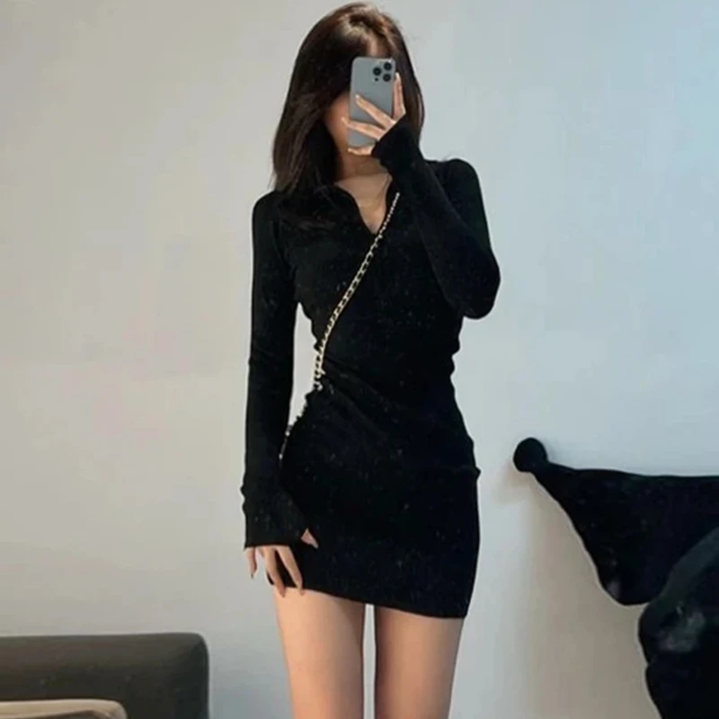 新款气质打底紧身裙子显瘦黑色秋冬包臀长袖连衣裙性感后妈高级感