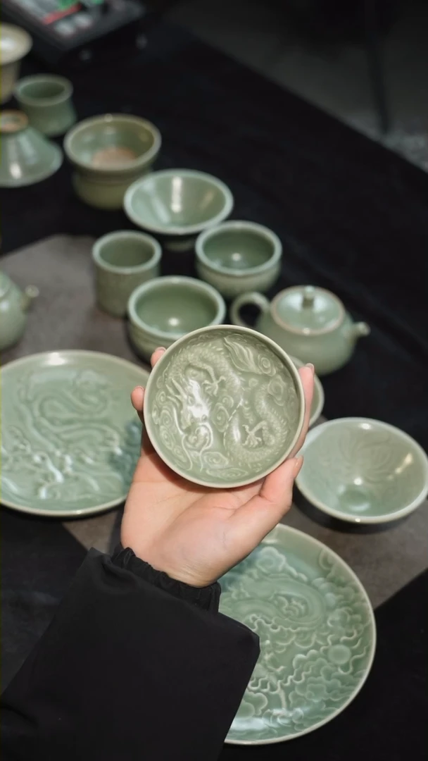 【闪购商品】瓷杯祁白 豆青 龙纹普洱杯