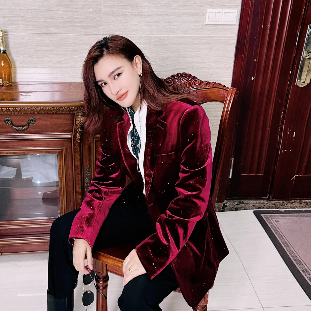 正正TUTU法兰西丝绒工艺西装秋冬经典男女款-S