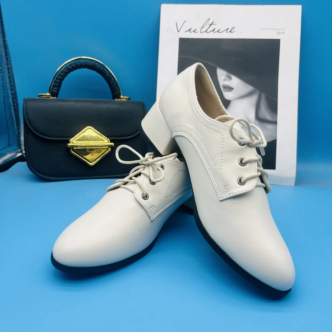 肥仔推荐A 189 春秋白色秋季复古风气质方头时尚百搭粗跟中跟