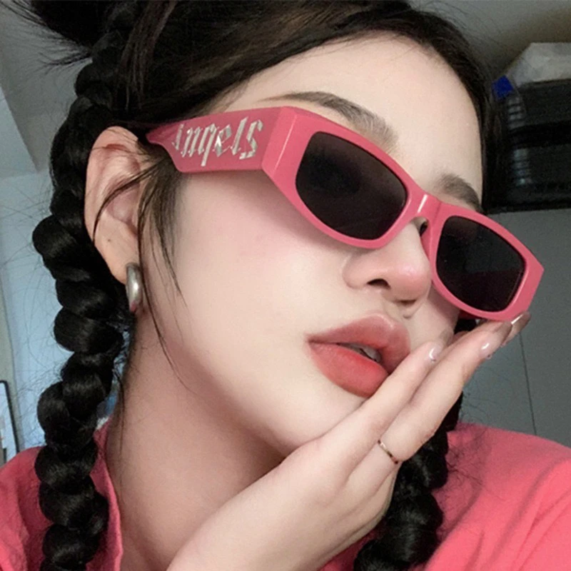 朋克字母时尚方形太阳镜2023新款潮流ins嘻哈风高级感小脸墨镜女