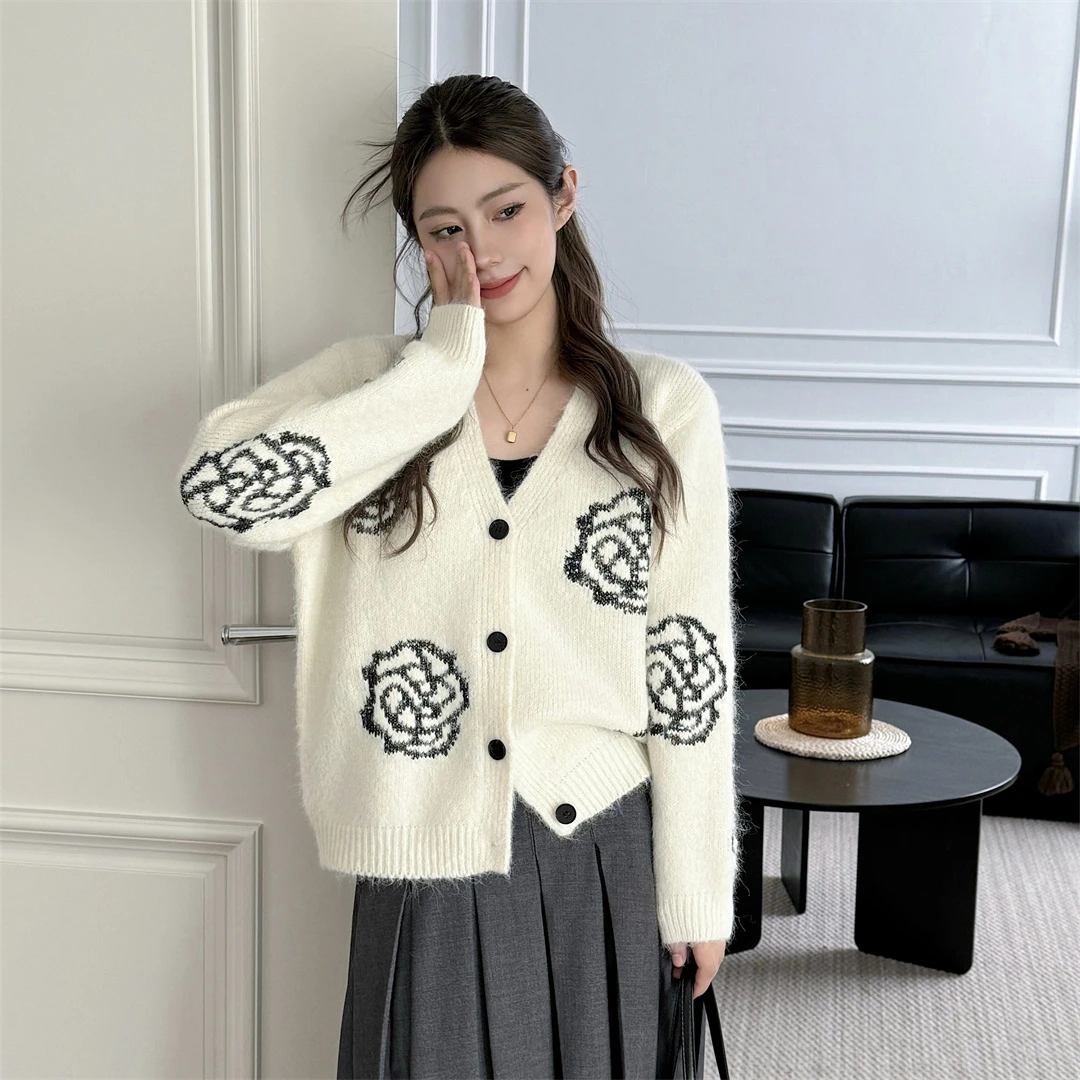 4232重工玫瑰细闪开衫时尚针织衫秋冬907