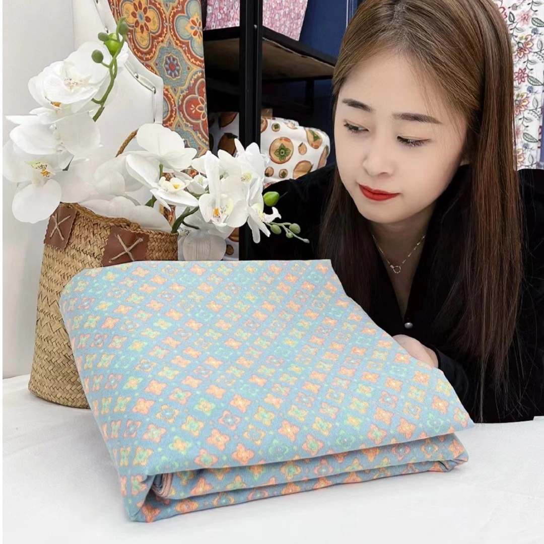 高端亲肤棉床单--迷你幸运花  220*240--1