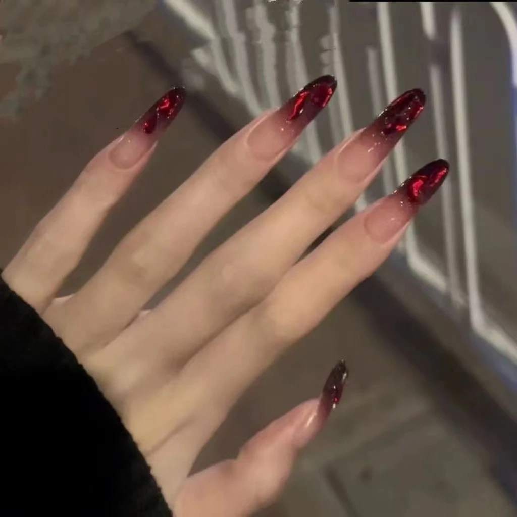 【焦糖】纯手工高级感轻奢碎钻爆闪美甲红色中甲片穿戴美甲