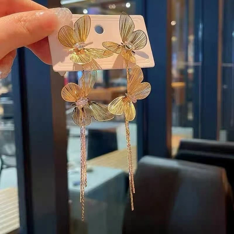 2024爆款新款金属蝴蝶流苏耳线个性简约设计感气质轻奢耳环