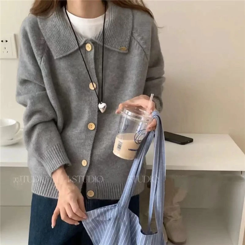 简约纯色翻领单排扣针织开衫女秋冬新款毛衣外套显瘦百搭上衣A197