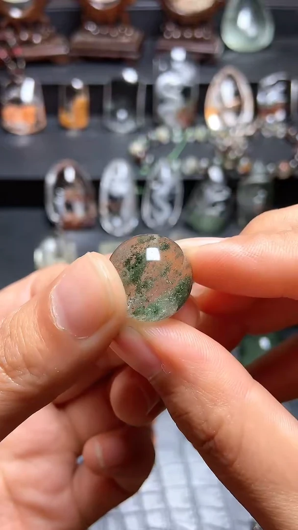 【闪购商品】水晶颈饰未镶嵌      180