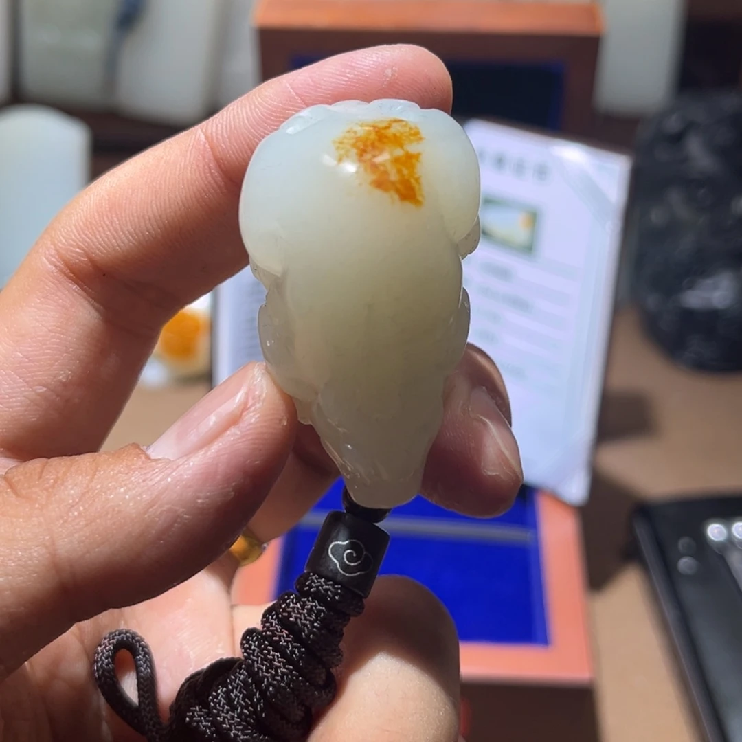 和田玉颈饰未镶嵌薰****n