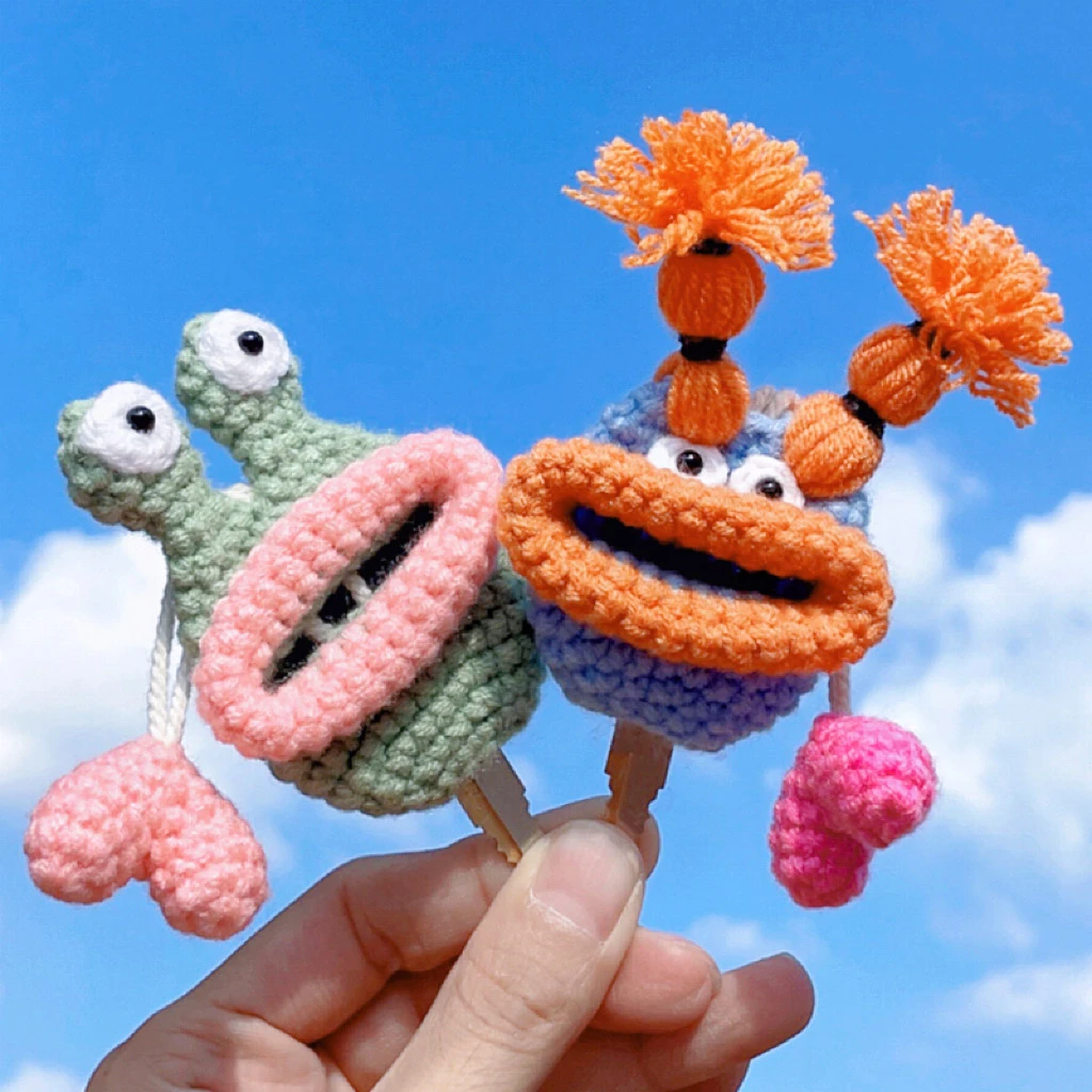 毛线香肠嘴创意钥匙包网红可爱卡通毛线电动车机车普通钥匙套壳扣