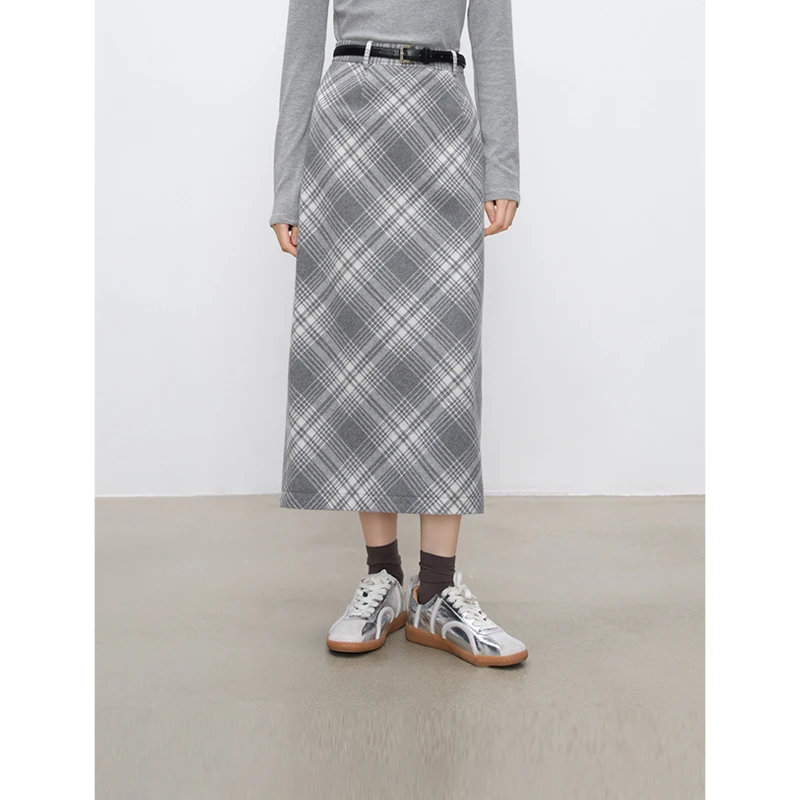 自巧自巧小个子灰色格纹直筒半身裙英伦学院风短款裙子24ZQ94310