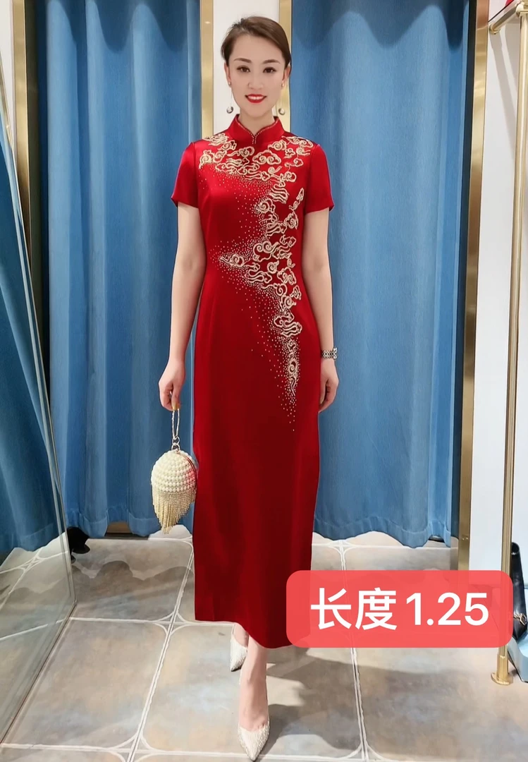 六礼重工刺绣祥云如意礼服17026