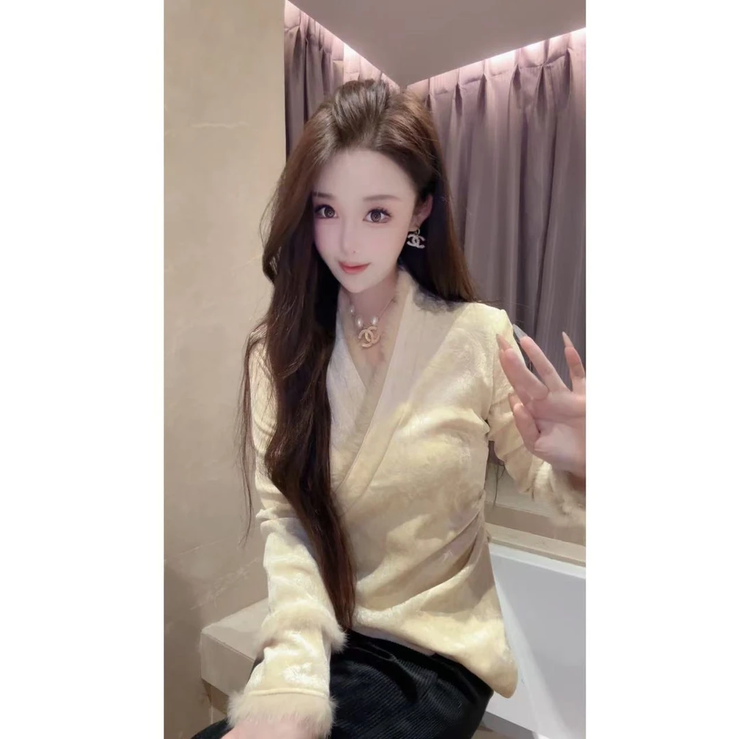 JY&JY橙子大大【甜橙】新中式浮雕丝绒加绒毛毛衬衫上衣 16009