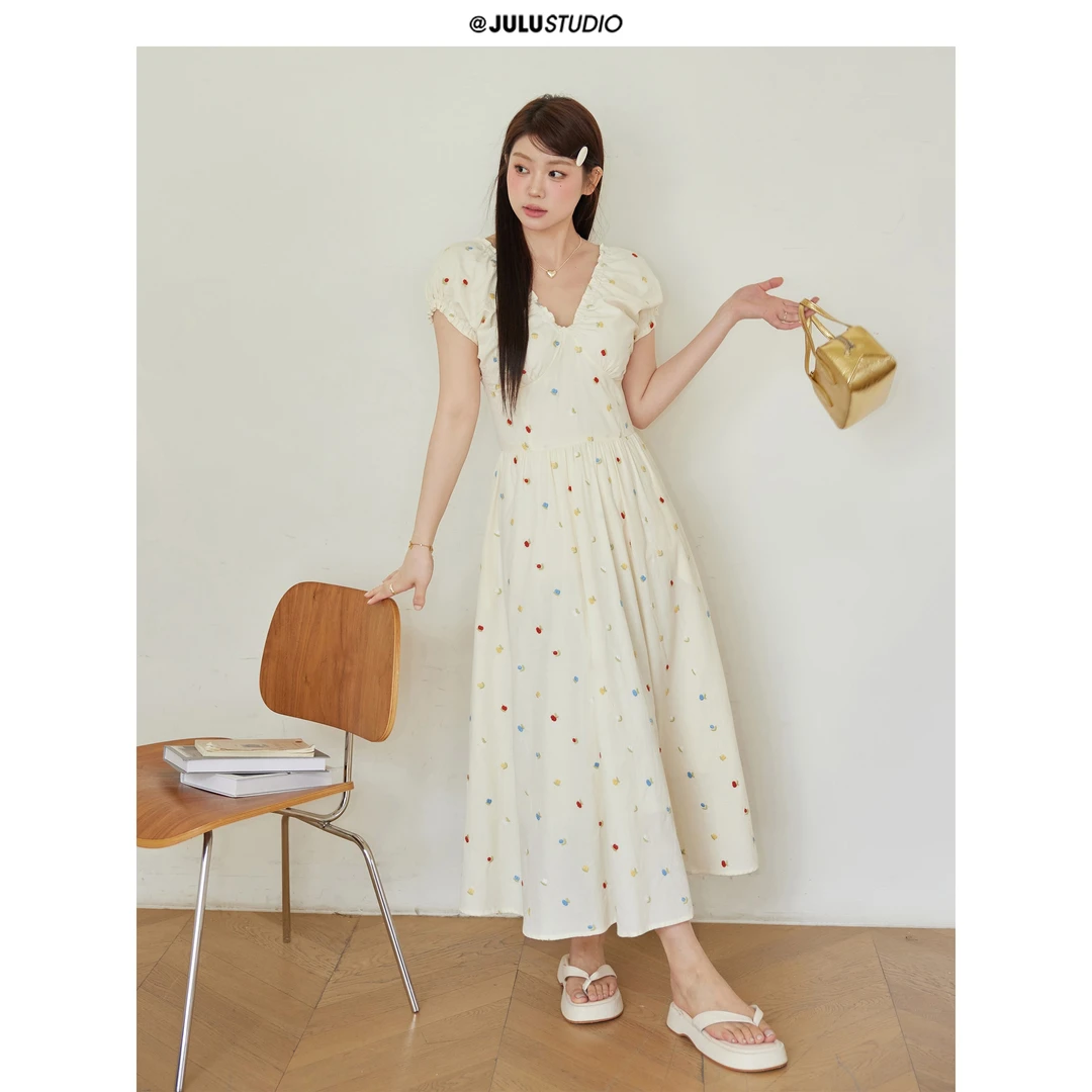 巨鹿工作室“小鹿斑比”微胖mm显瘦泡泡袖大码碎花连衣裙