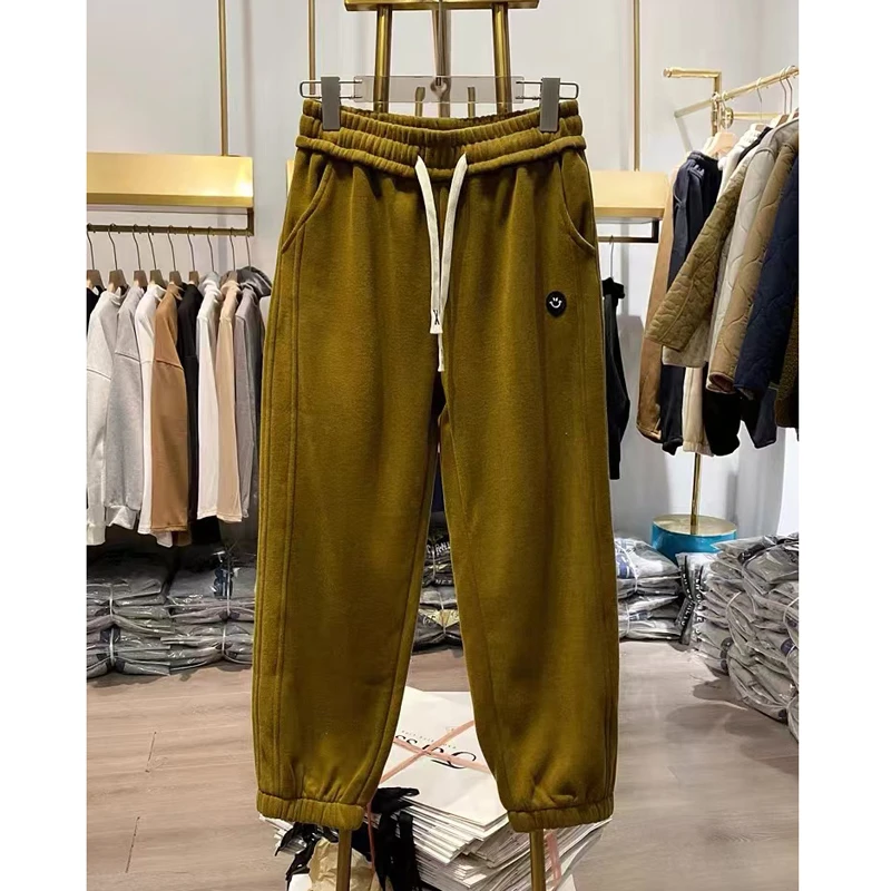 笑脸贴标加绒运动卫裤女秋冬季韩版宽松百搭束脚休闲裤 92586