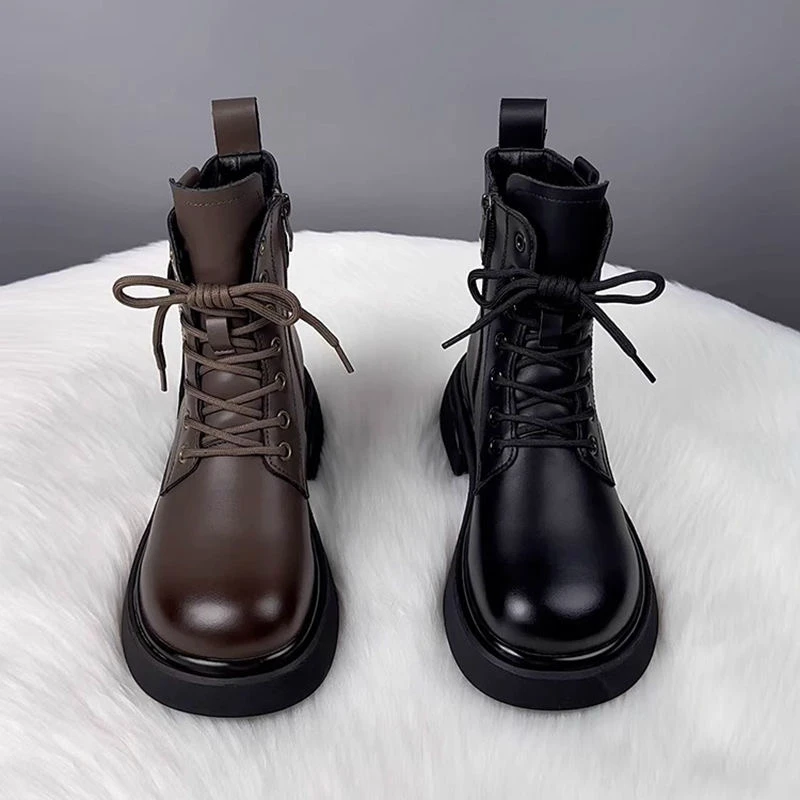 厚底马丁靴女款2025新款冬季黑色英伦风超火单靴加绒爆款配裙短靴