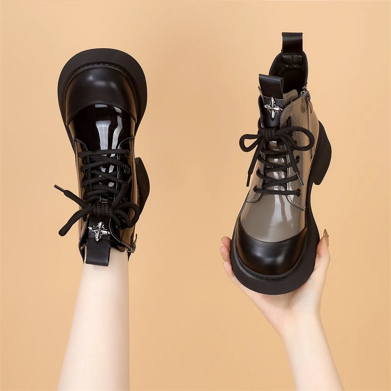 厚底漆皮马丁靴女2024冬季新款爆款英伦风加绒增高显瘦短靴小码34