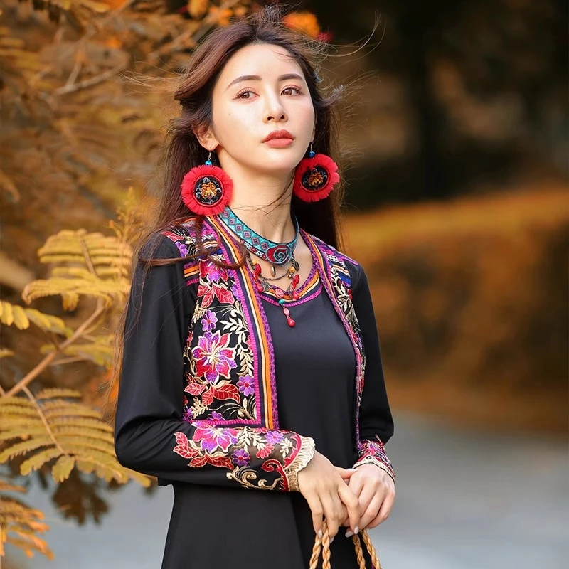 两人故事民族风女装重工刺绣花马甲坎肩无袖小外套秋装新款WT0701