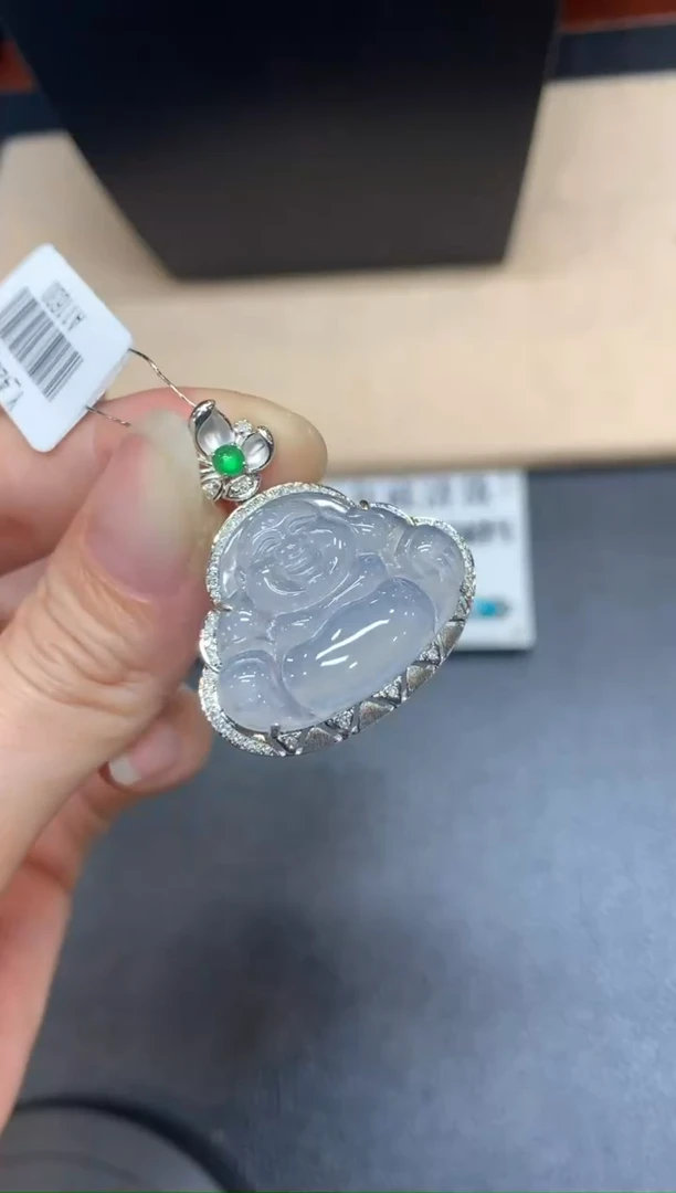 【闪购商品】翡翠颈饰18K金镶嵌佛公【无鉴赏期