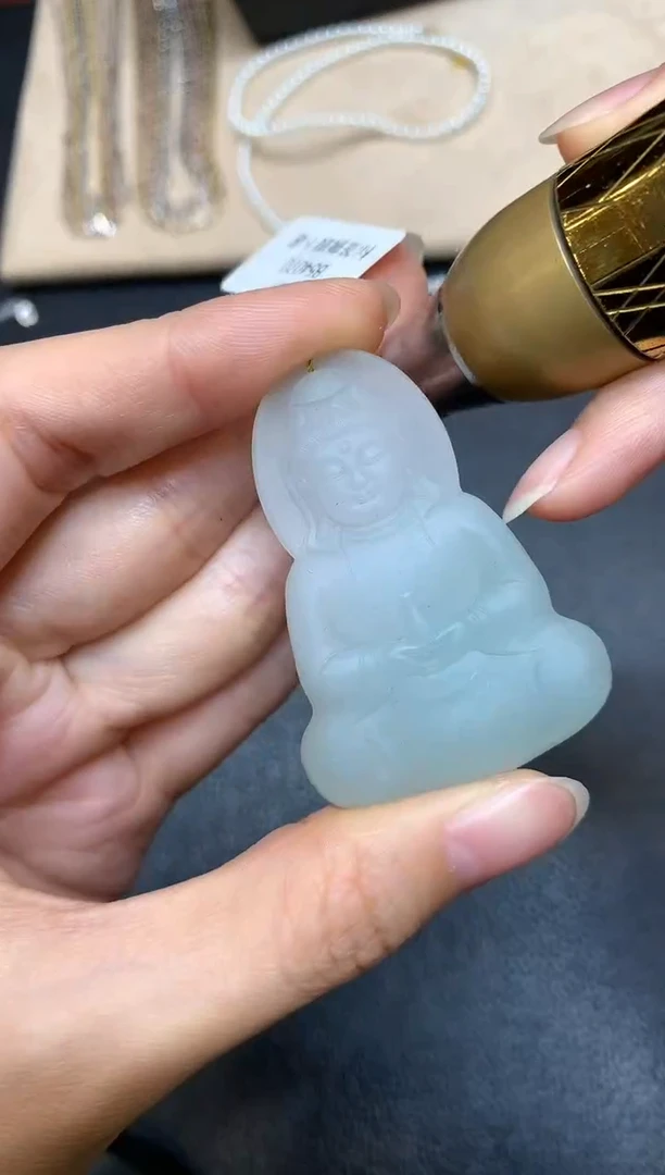 【闪购商品】定制翡翠未镶嵌观音【无鉴赏确认抛光不退换
