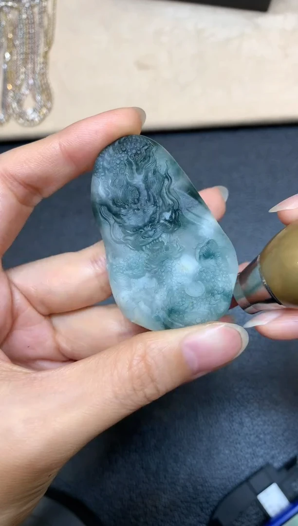 【闪购商品】定制翡翠未镶嵌龙牌【无鉴赏确认抛光不退换