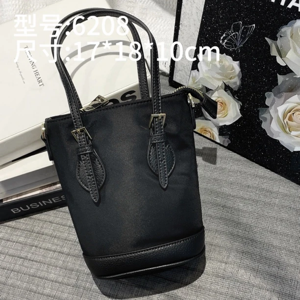 名洋皮具#6208#斜挎手提小水桶包＃防水布