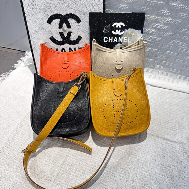 名洋皮具#1108休闲百搭H斜挎包