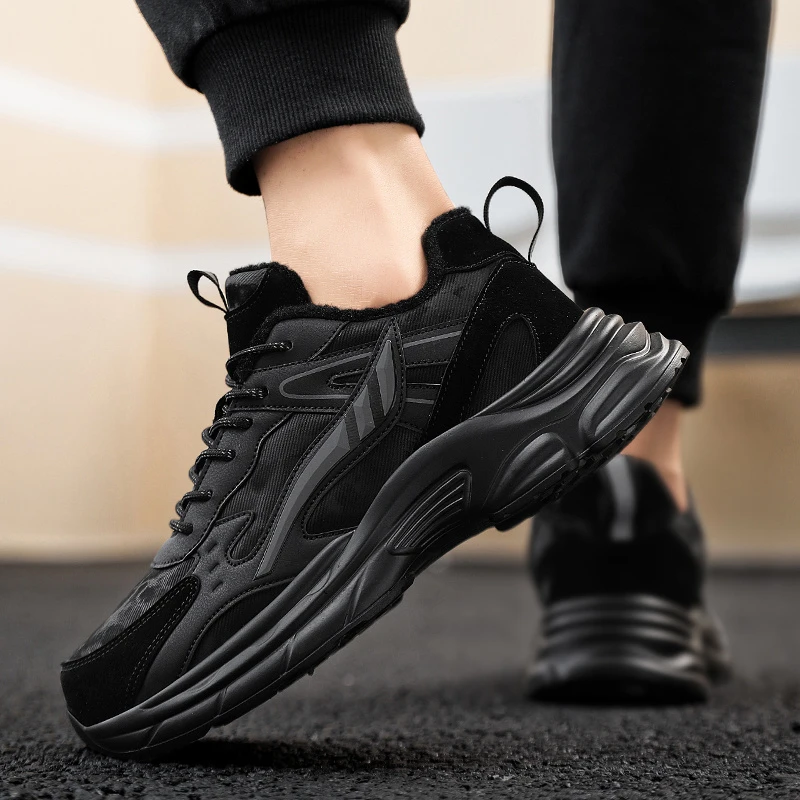 秋冬皮面跑步鞋男鞋特大码运动鞋保暖潮鞋棉鞋潮流冬季防滑黑色