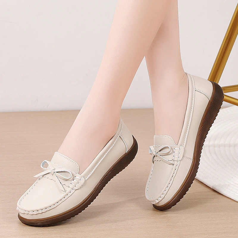 新款百搭休闲女单鞋蝴蝶结妈妈鞋平底软底女鞋春秋舒适夏季防滑