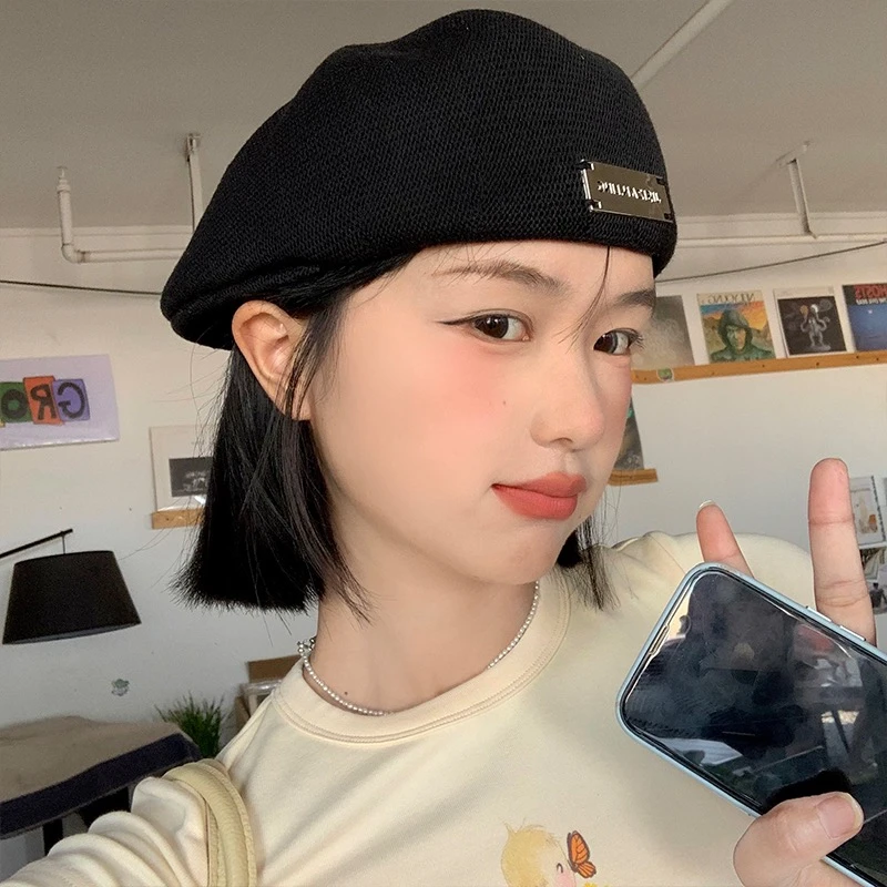 鱼小傻 夏季日系复古透气显脸小前进帽金属贴片小众潮酷贝雷帽
