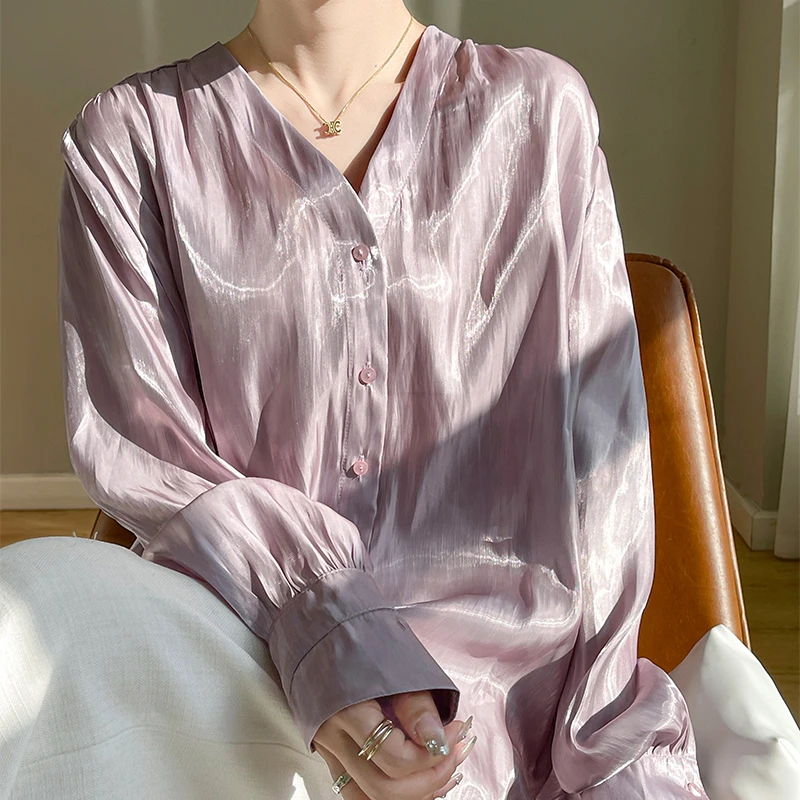 法式洋气纯色流光衬衫女2024春夏新款v领长袖显瘦小众防晒上衣潮